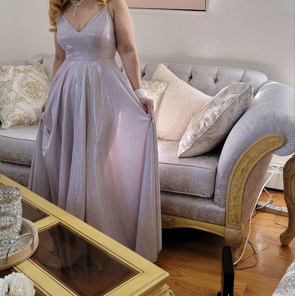 Long dressed - Picture 2 of 6